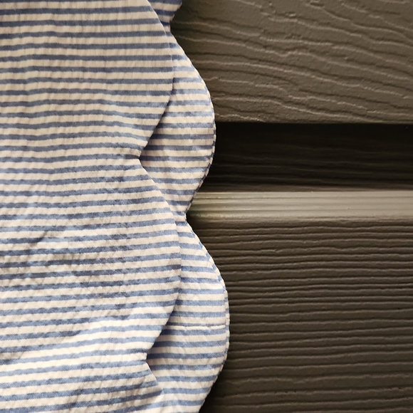 Talbots scalloped skirt - Picture 3 of 4